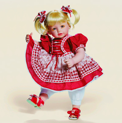 Кукла блондинка, с голубыми глазами, в красном платье в белый горошек